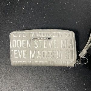 Steve. Madden wrist wallet